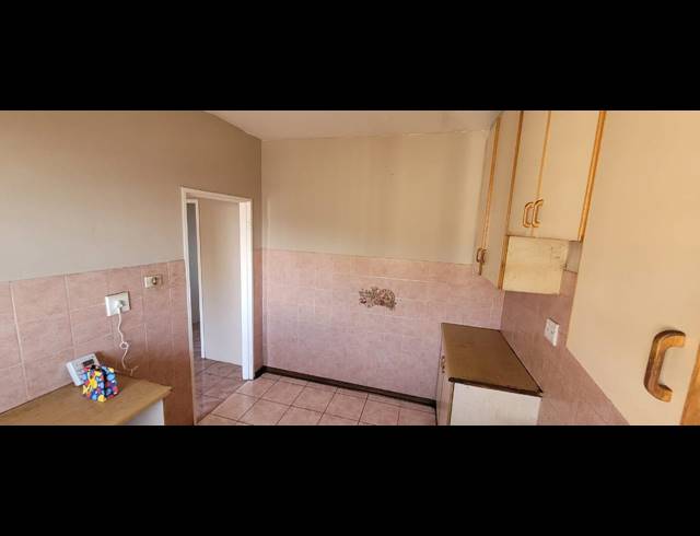 2 BEDROOM APARTMENT TO LET IN PIETERMARITZBURG CENTRAL